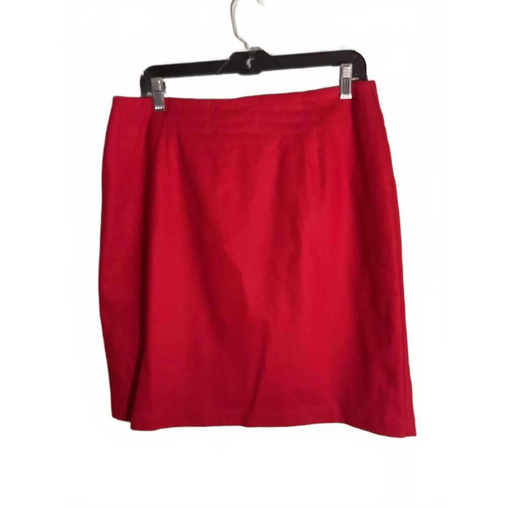Vibrant  Vintage Red A-Line Skirt - Perfect for Any Occasion! Size Large